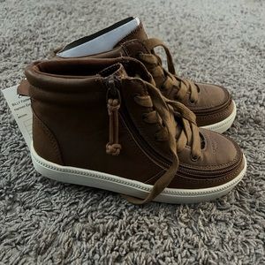 Boys size 13 Billie shoes
